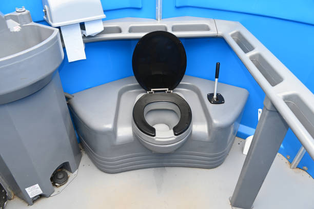 Best Portable restroom trailer rental  in Clarkston Heights Vineland, WA